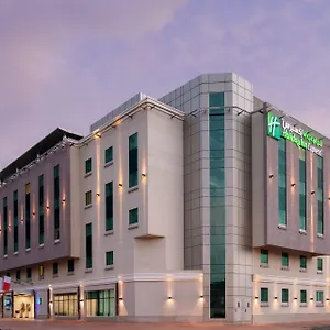 מלון Express Safa Park By Ihg